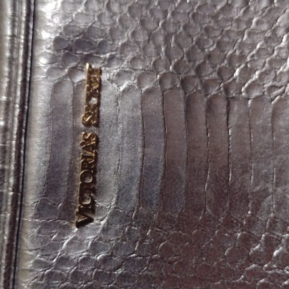 Victoria Secret Silver sling bag - Picture 7 of 7